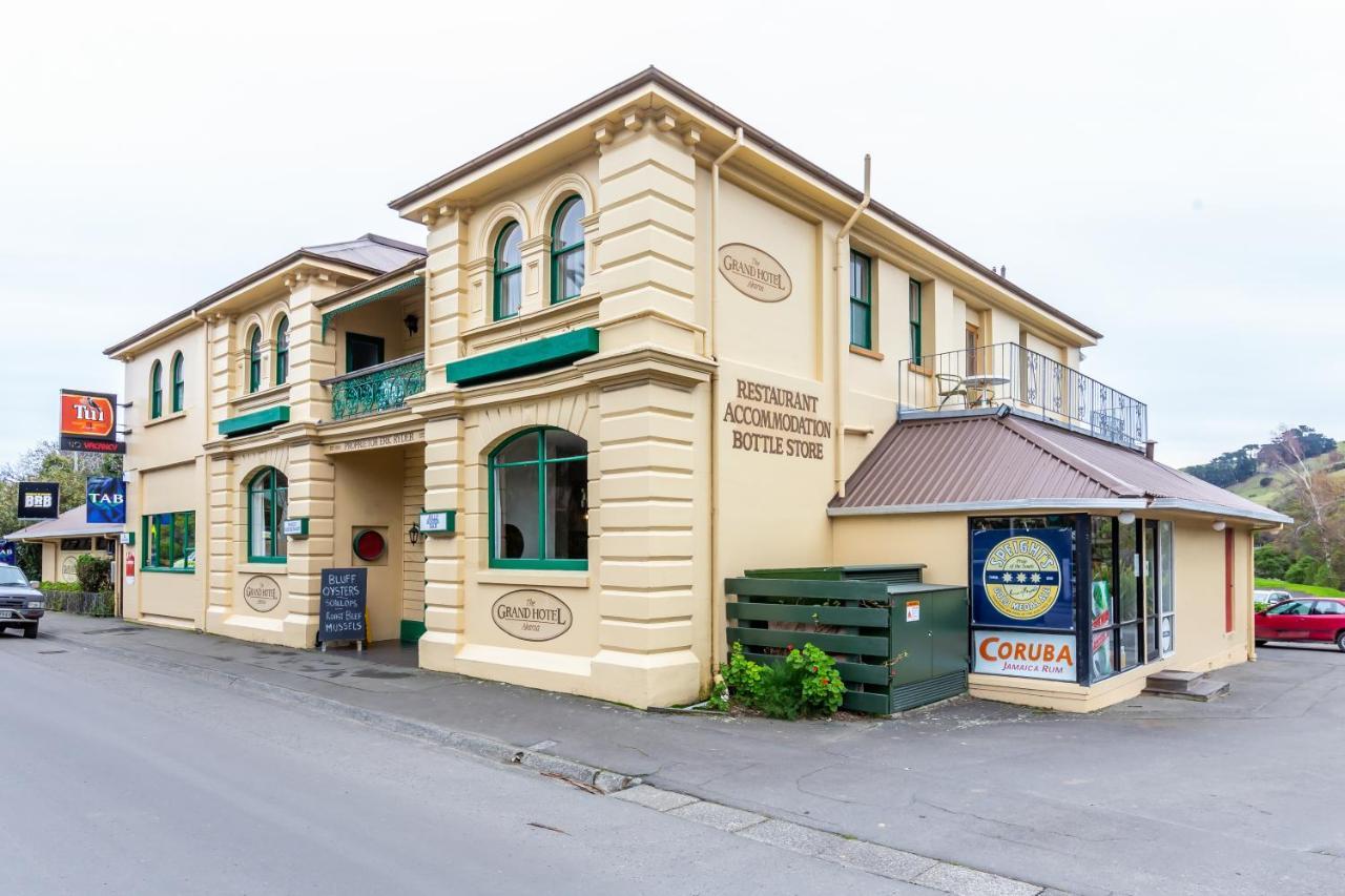 The Grand Hotel & Bar - Akaroa Εξωτερικό φωτογραφία